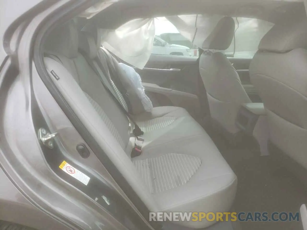 11 fotografías del automóvil dañado 4T1B11HK7KU220048 TOYOTA CAMRY 2019