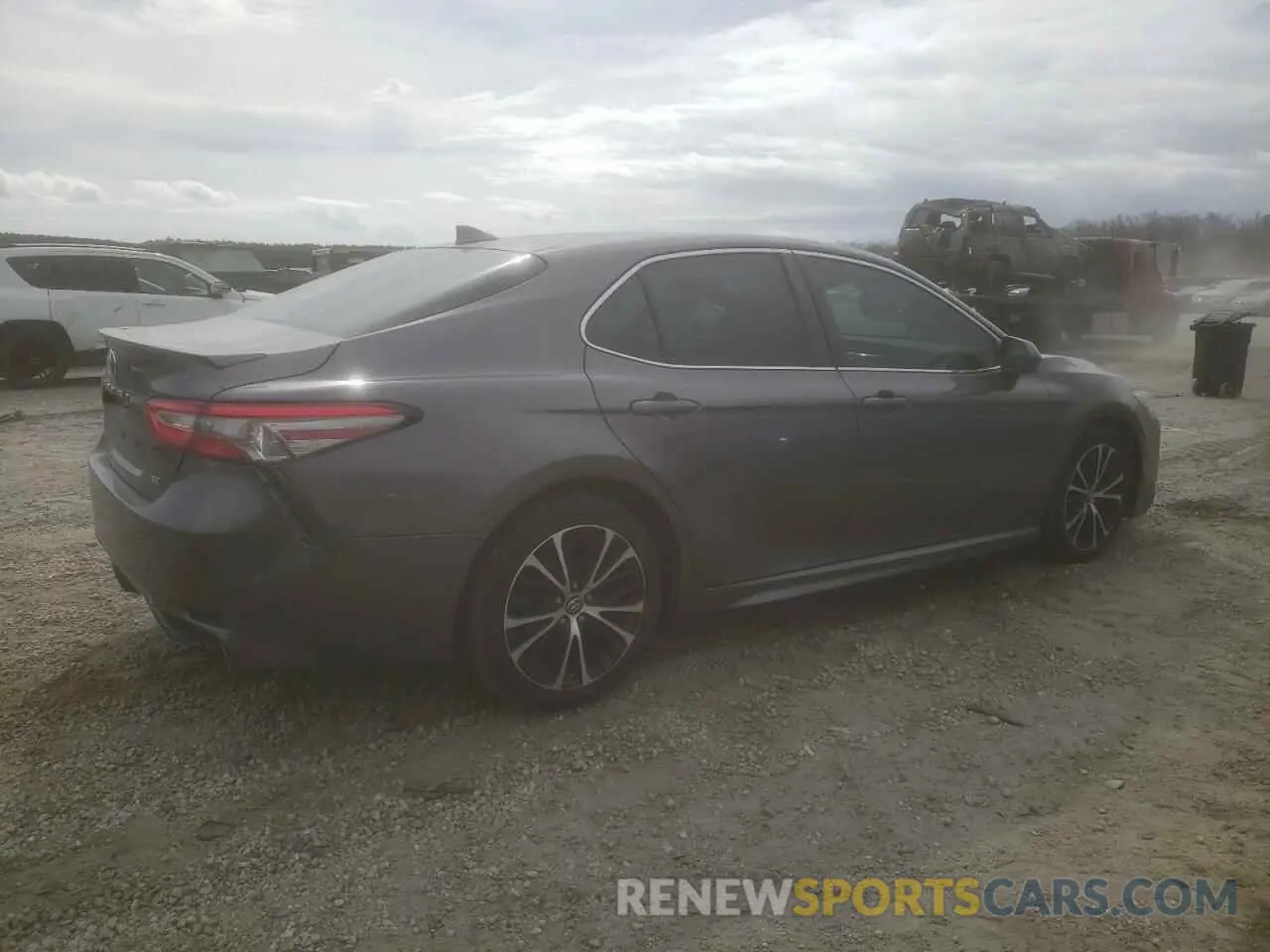 3 fotografías del automóvil dañado 4T1B11HK7KU220048 TOYOTA CAMRY 2019