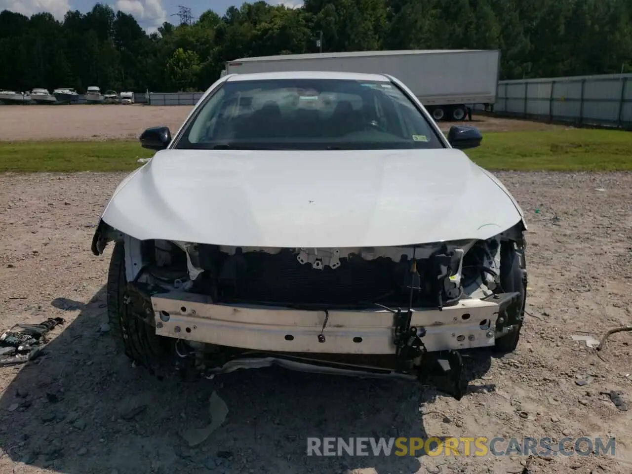 5 fotografías del automóvil dañado 4T1B11HK7KU233673 TOYOTA CAMRY 2019