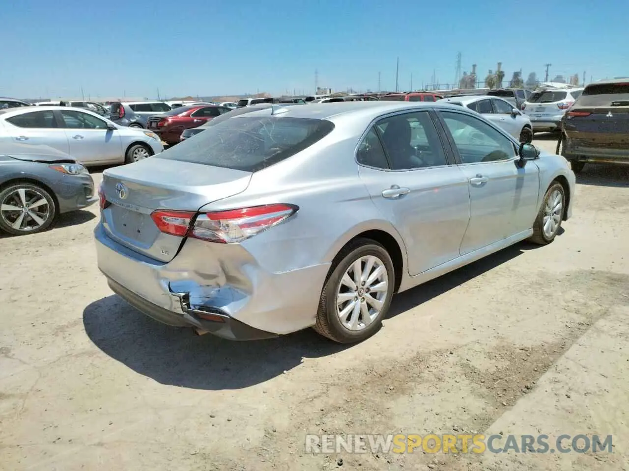 4 fotografías del automóvil dañado 4T1B11HK7KU242664 TOYOTA CAMRY 2019