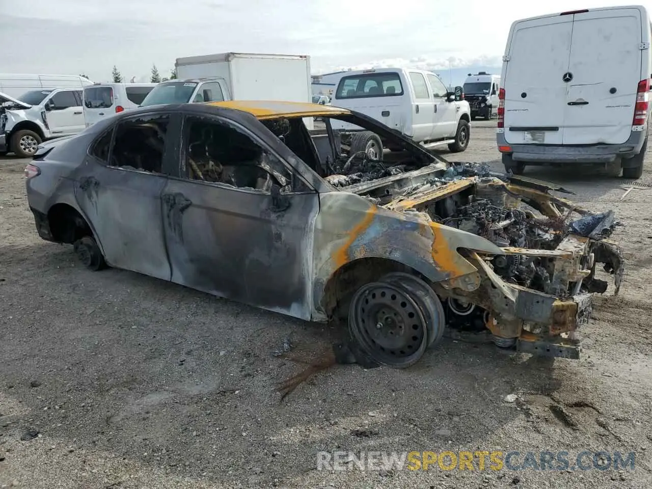 4 fotografías del automóvil dañado 4T1B11HK7KU248657 TOYOTA CAMRY 2019