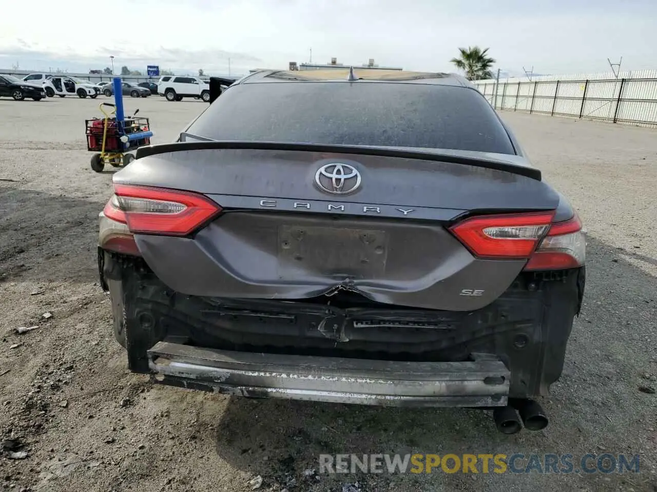 6 fotografías del automóvil dañado 4T1B11HK7KU248657 TOYOTA CAMRY 2019