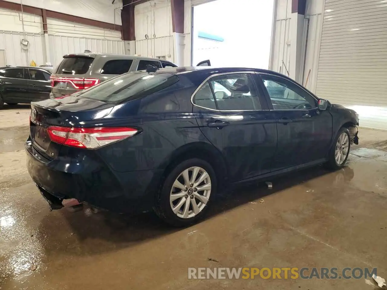 3 fotografías del automóvil dañado 4T1B11HK7KU256001 TOYOTA CAMRY 2019