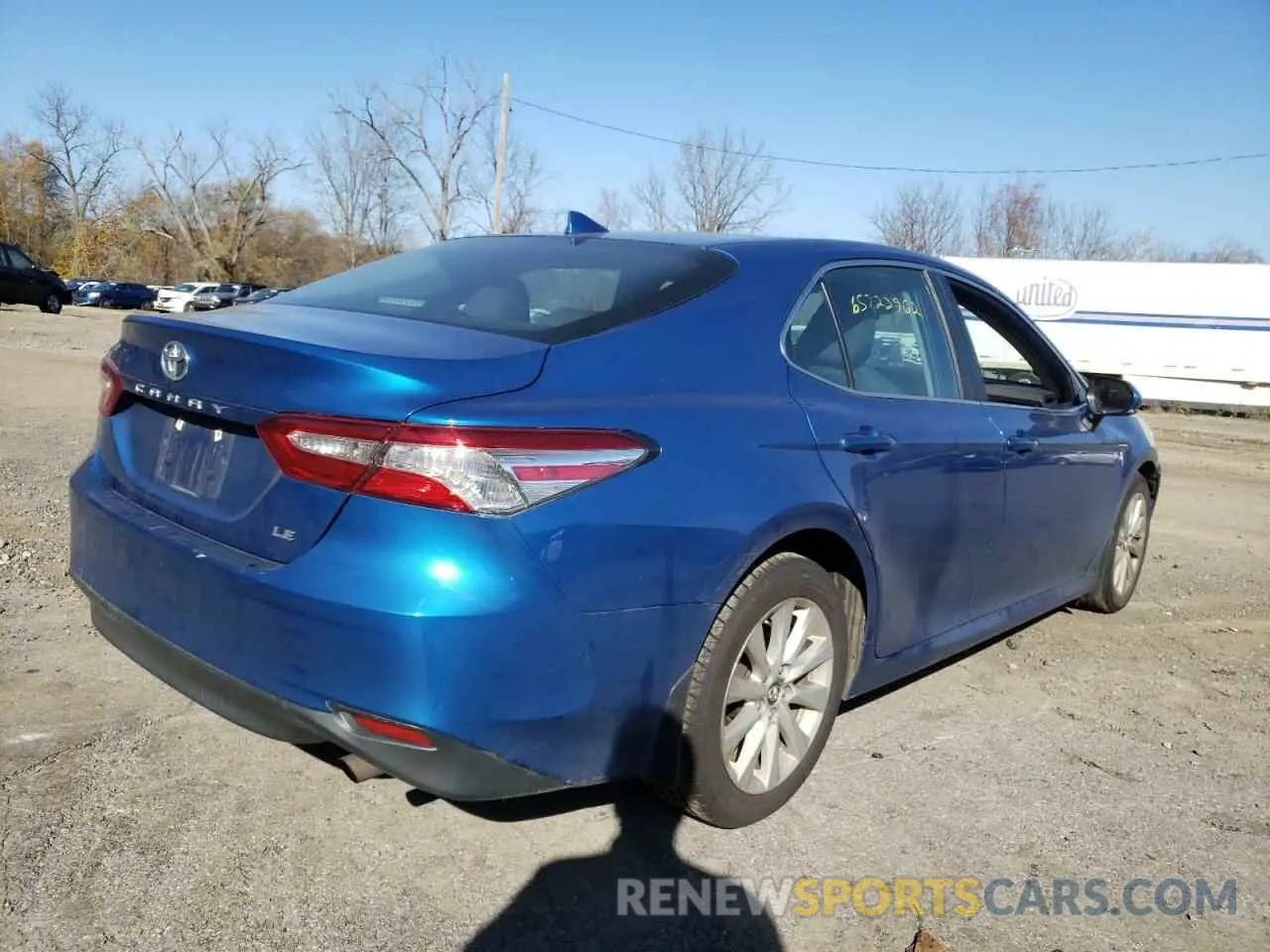 4 fotografías del automóvil dañado 4T1B11HK7KU276992 TOYOTA CAMRY 2019
