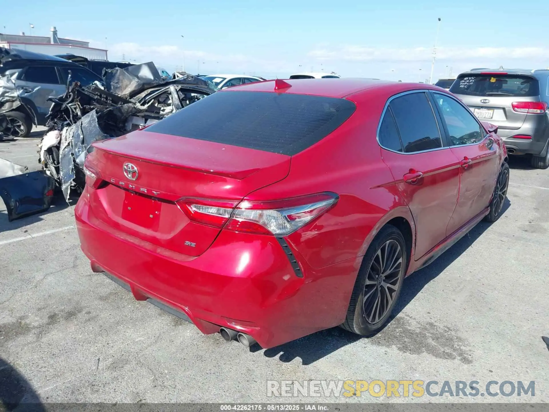 4 fotografías del automóvil dañado 4T1B11HK7KU279195 TOYOTA CAMRY 2019