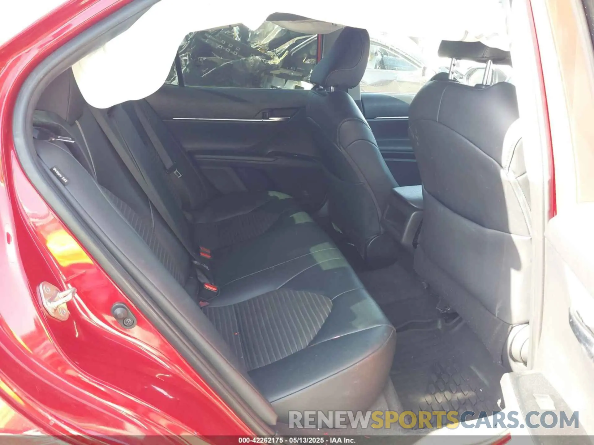 8 fotografías del automóvil dañado 4T1B11HK7KU279195 TOYOTA CAMRY 2019
