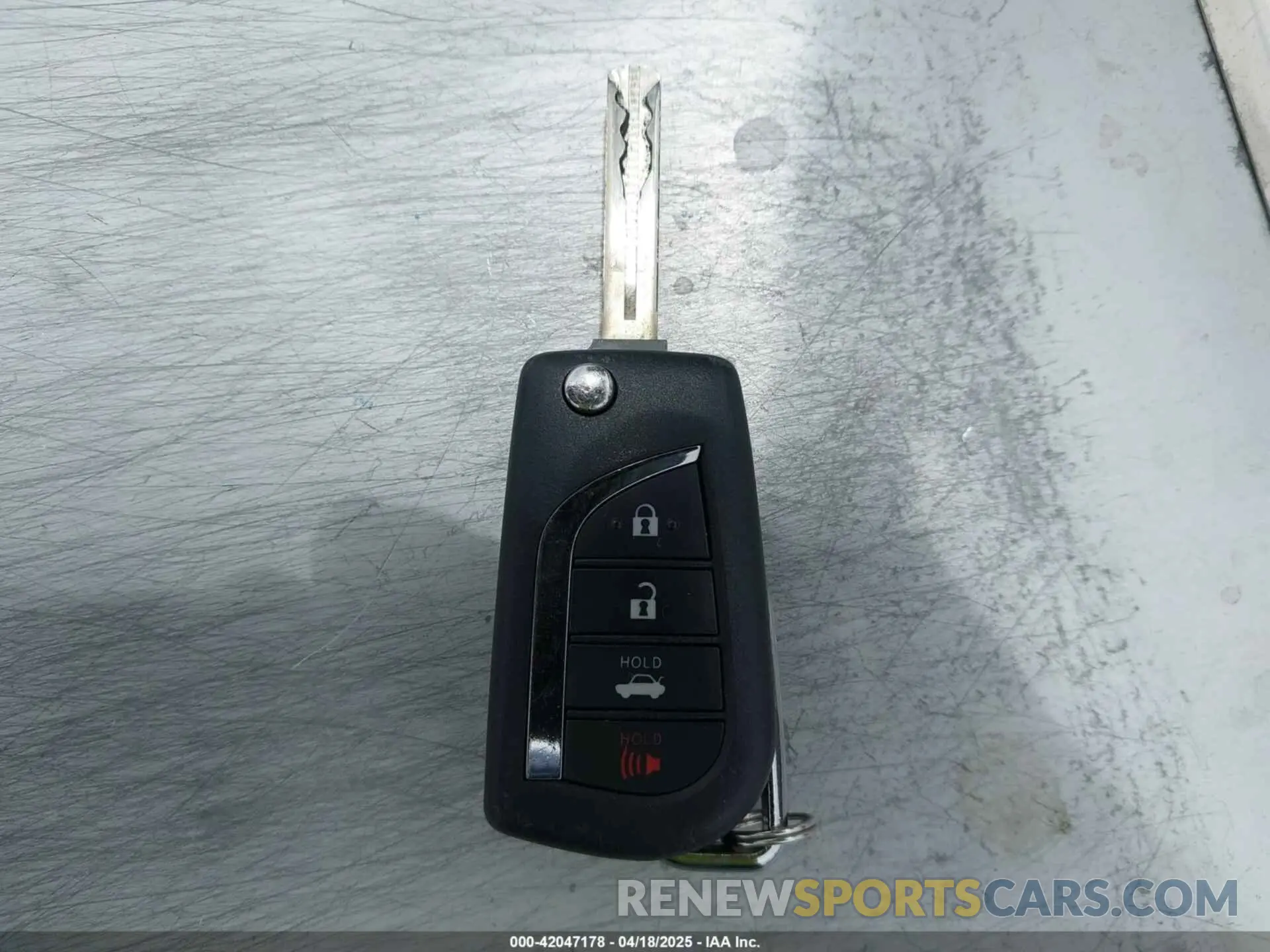 11 fotografías del automóvil dañado 4T1B11HK7KU282596 TOYOTA CAMRY 2019