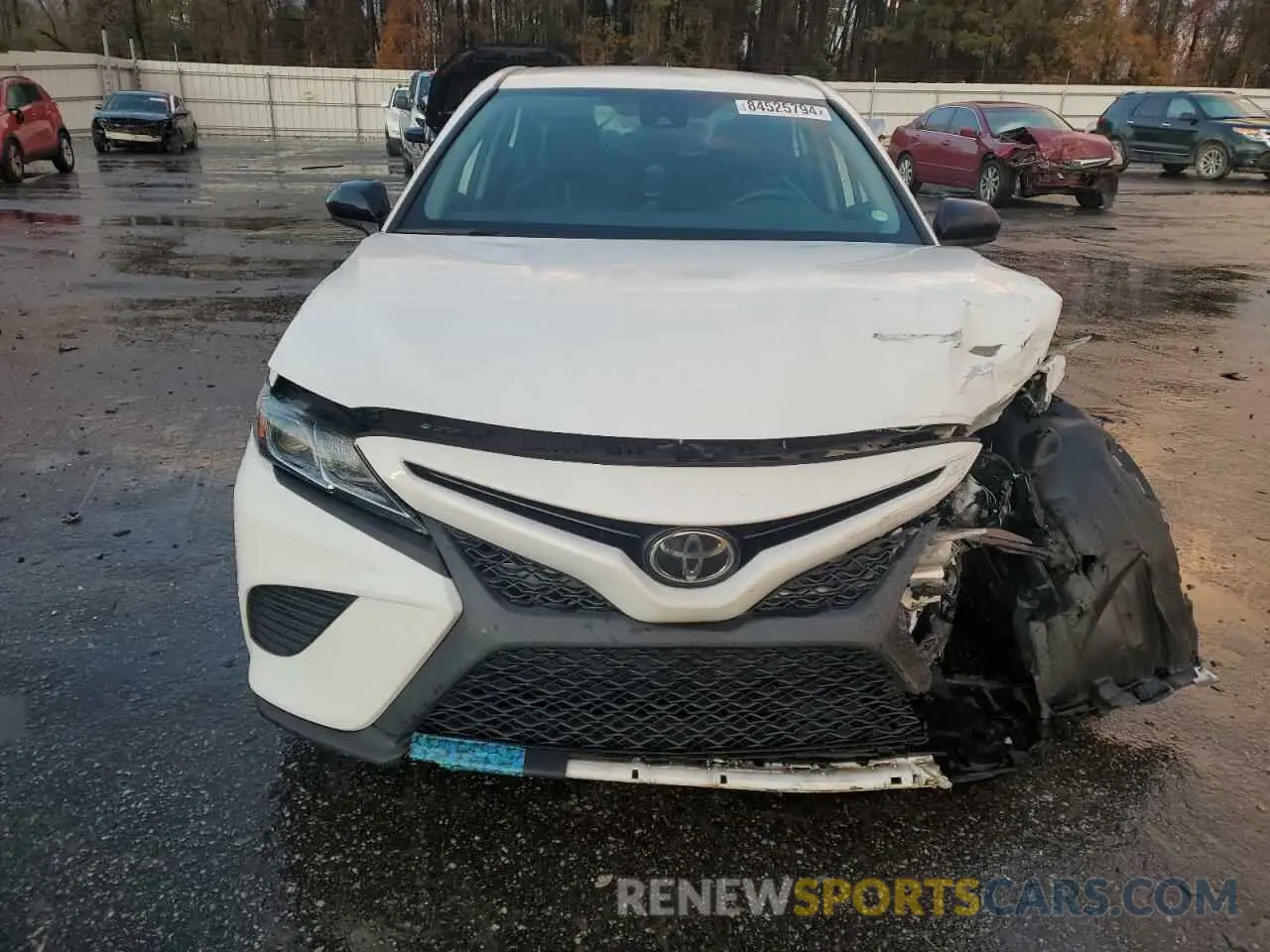 5 fotografías del automóvil dañado 4T1B11HK7KU297647 TOYOTA CAMRY 2019
