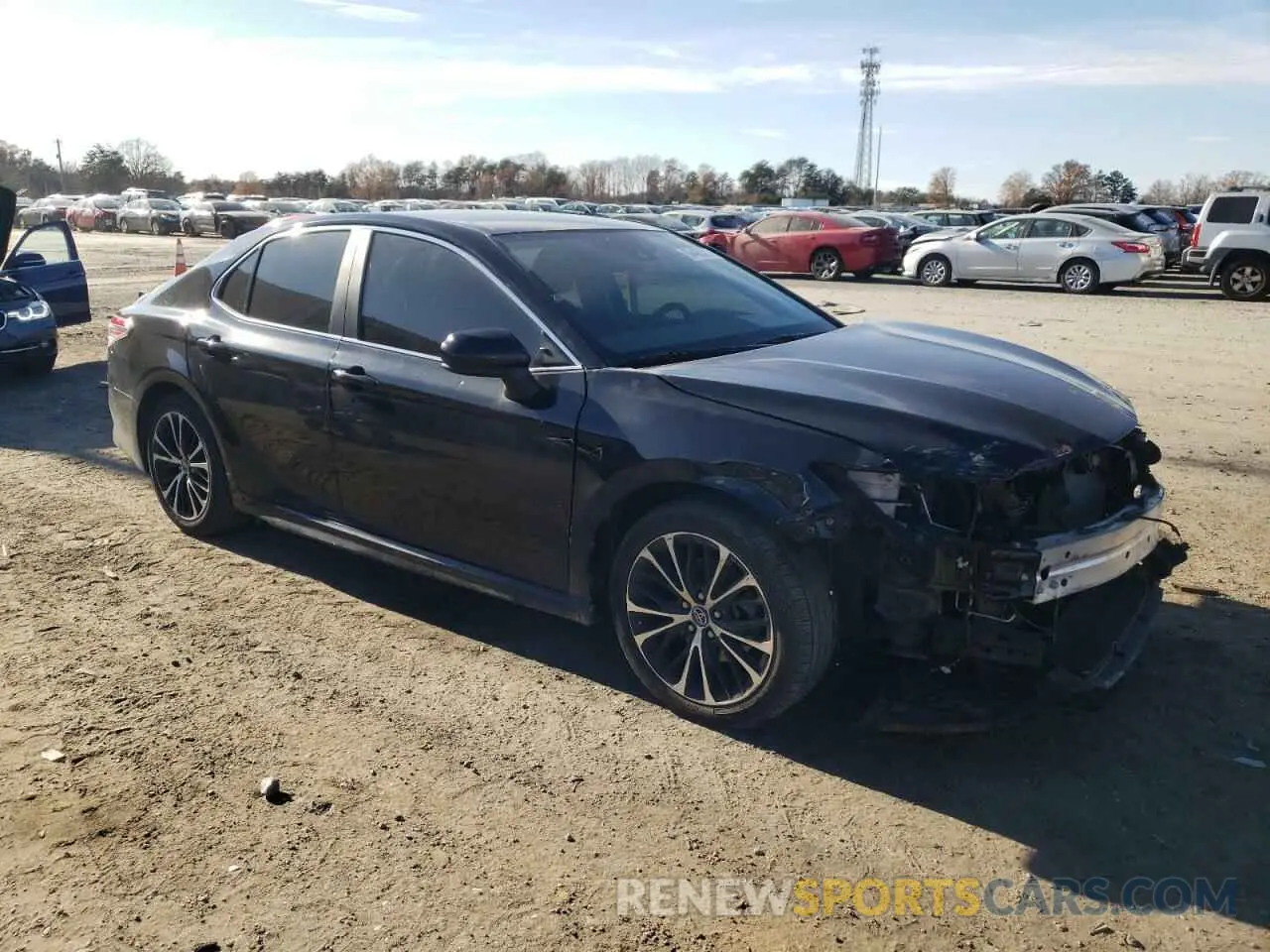 4 fotografías del automóvil dañado 4T1B11HK7KU679757 TOYOTA CAMRY 2019
