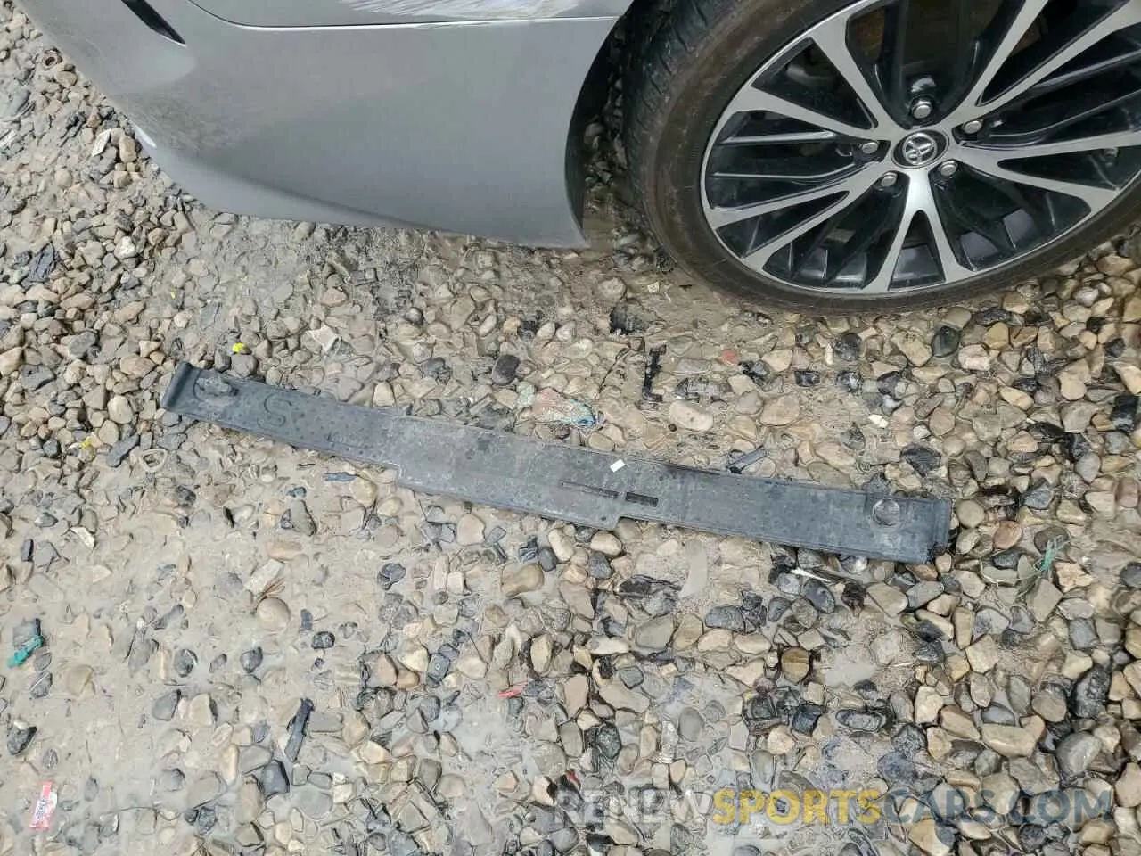 12 fotografías del automóvil dañado 4T1B11HK7KU685624 TOYOTA CAMRY 2019