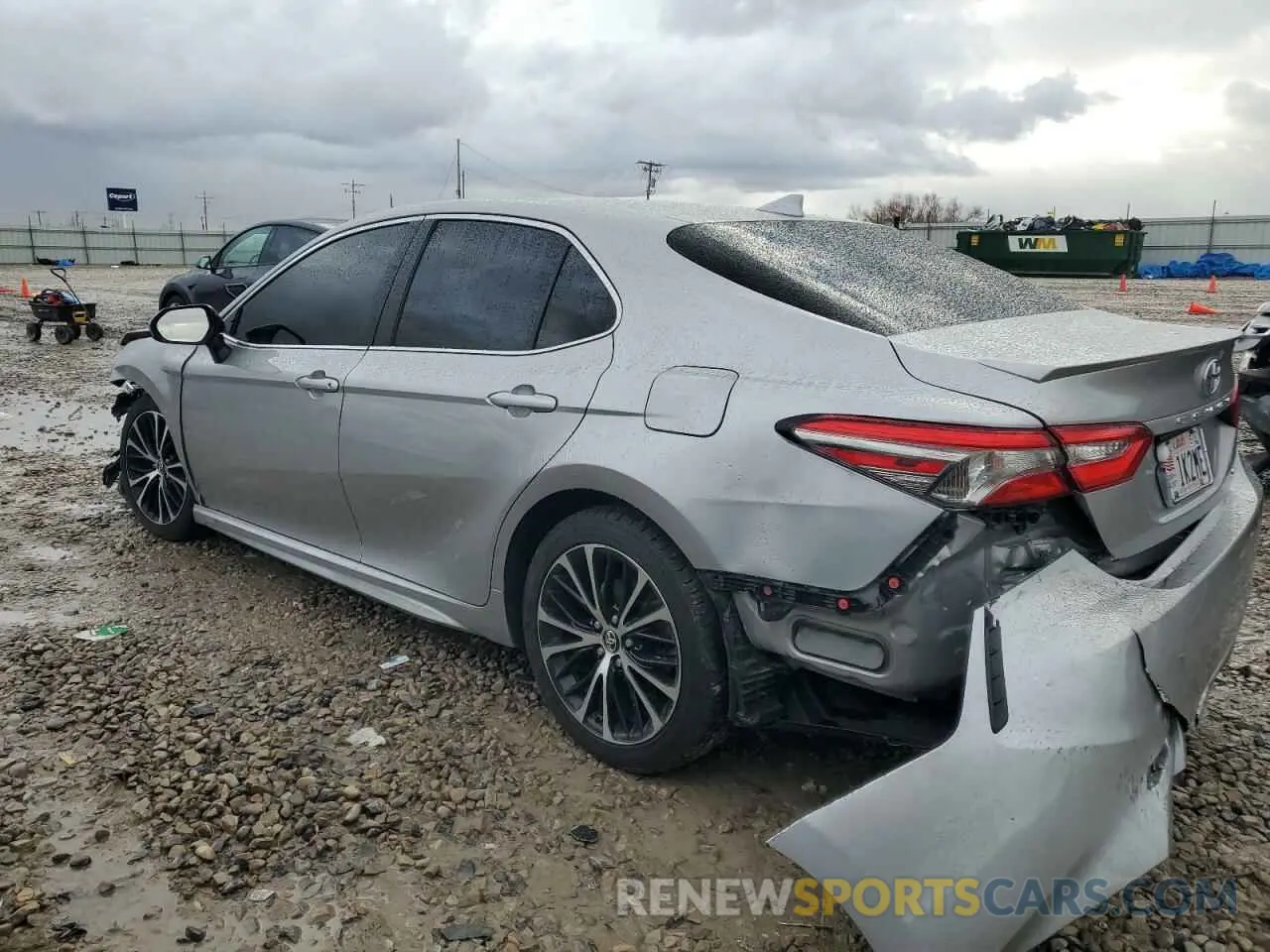 2 fotografías del automóvil dañado 4T1B11HK7KU685624 TOYOTA CAMRY 2019