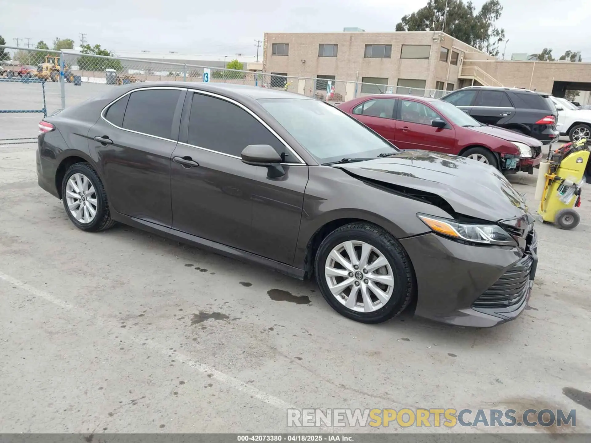 1 fotografías del automóvil dañado 4T1B11HK7KU702244 TOYOTA CAMRY 2019