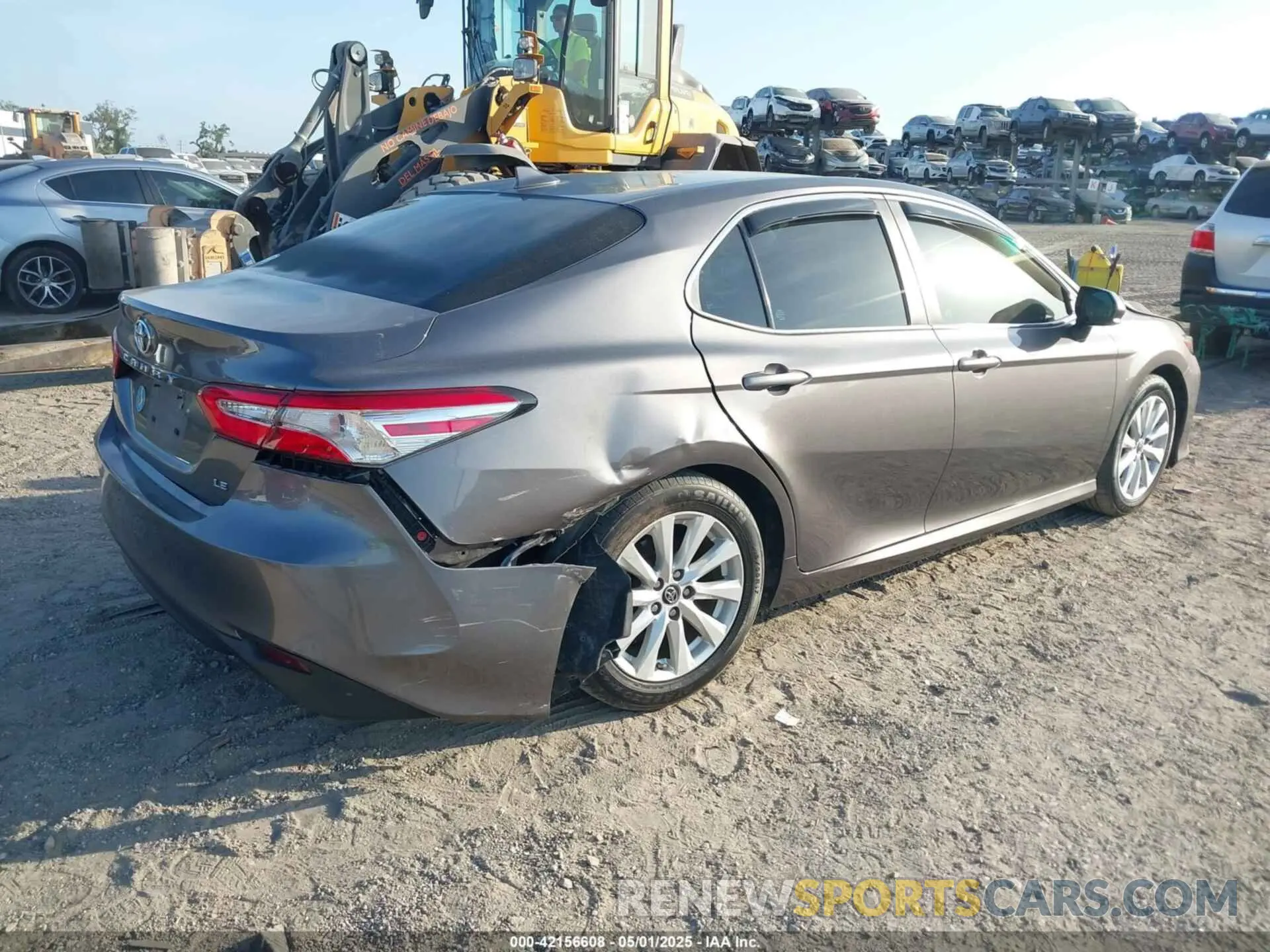 4 fotografías del automóvil dañado 4T1B11HK7KU706259 TOYOTA CAMRY 2019