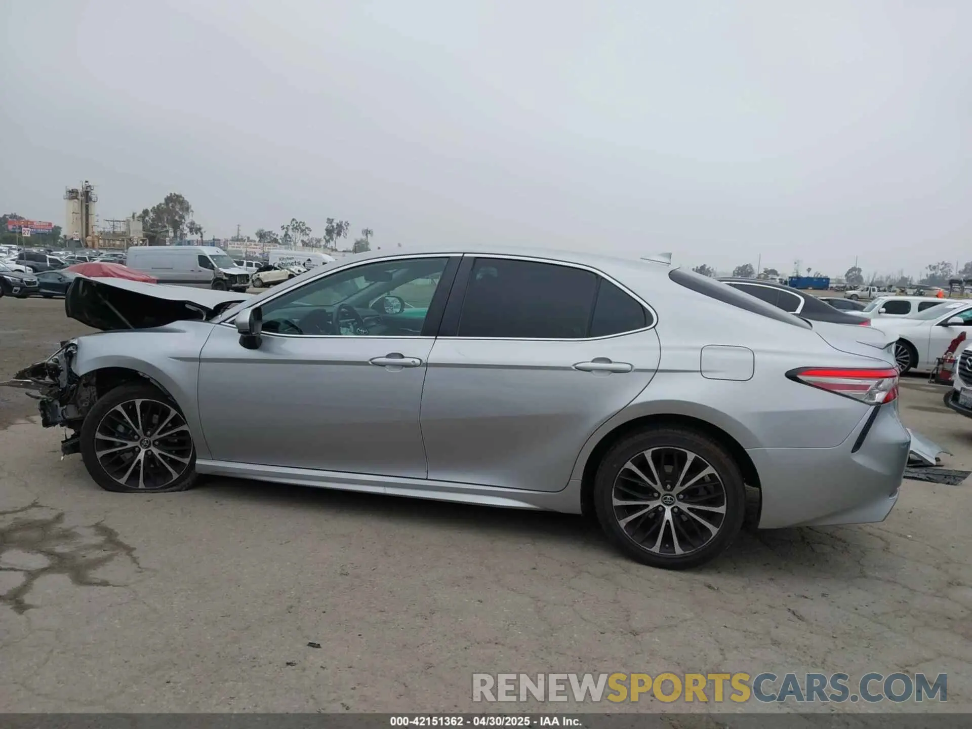 14 fotografías del automóvil dañado 4T1B11HK7KU713082 TOYOTA CAMRY 2019