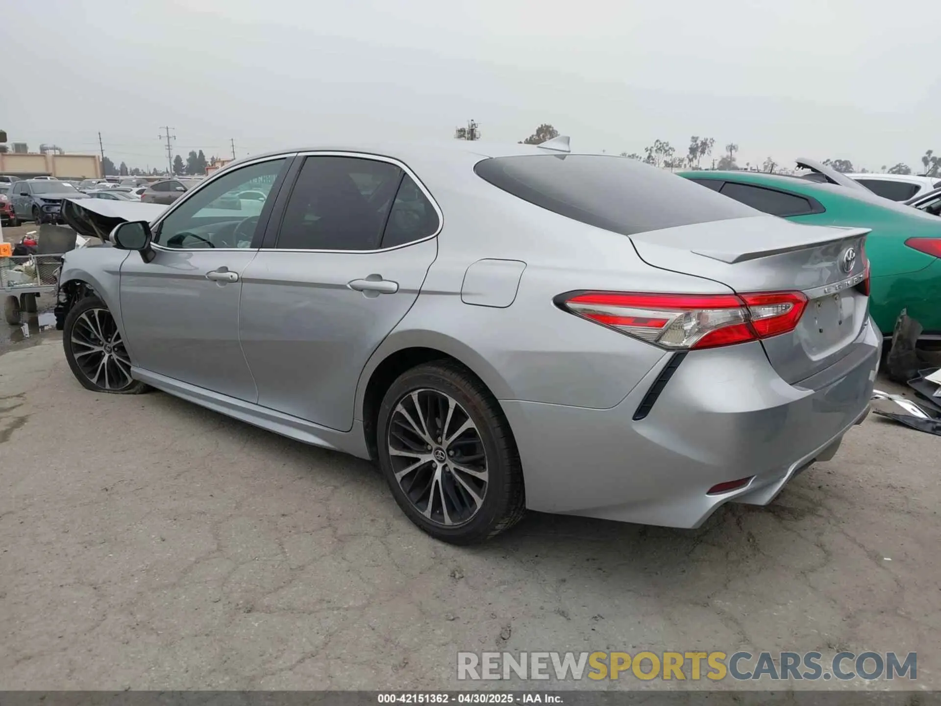 3 fotografías del automóvil dañado 4T1B11HK7KU713082 TOYOTA CAMRY 2019