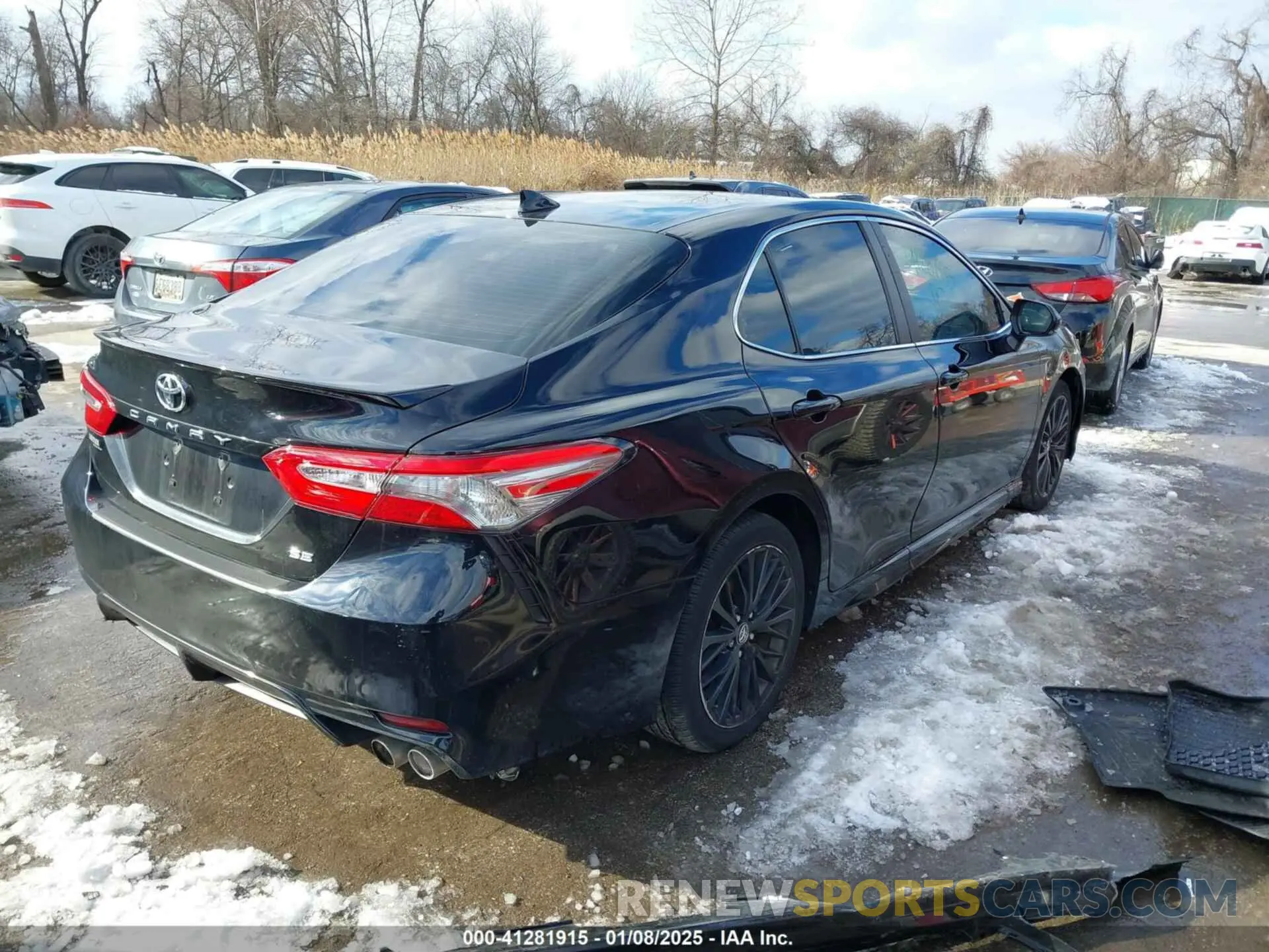 4 fotografías del automóvil dañado 4T1B11HK7KU718007 TOYOTA CAMRY 2019