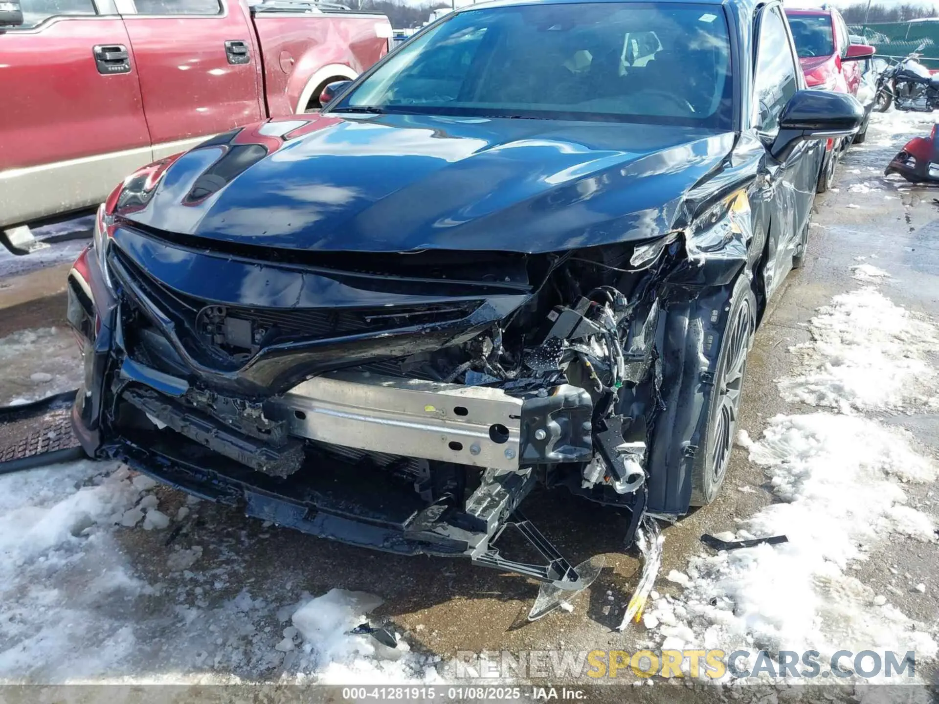 6 fotografías del automóvil dañado 4T1B11HK7KU718007 TOYOTA CAMRY 2019