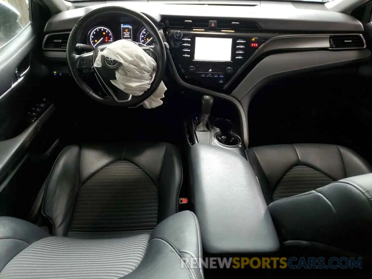 8 fotografías del automóvil dañado 4T1B11HK7KU720758 TOYOTA CAMRY 2019