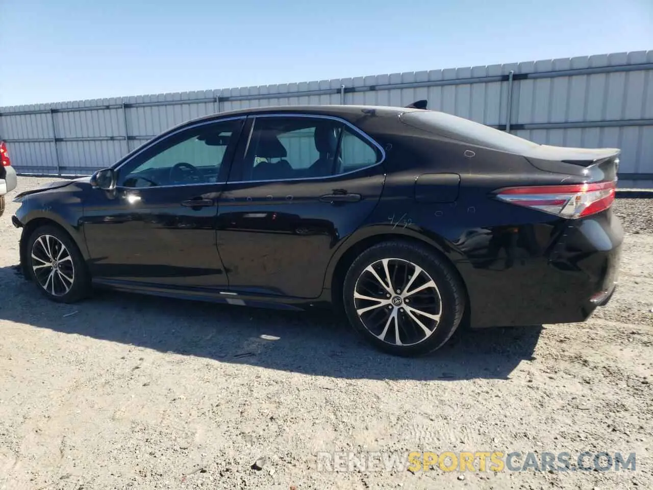2 fotografías del automóvil dañado 4T1B11HK7KU721456 TOYOTA CAMRY 2019