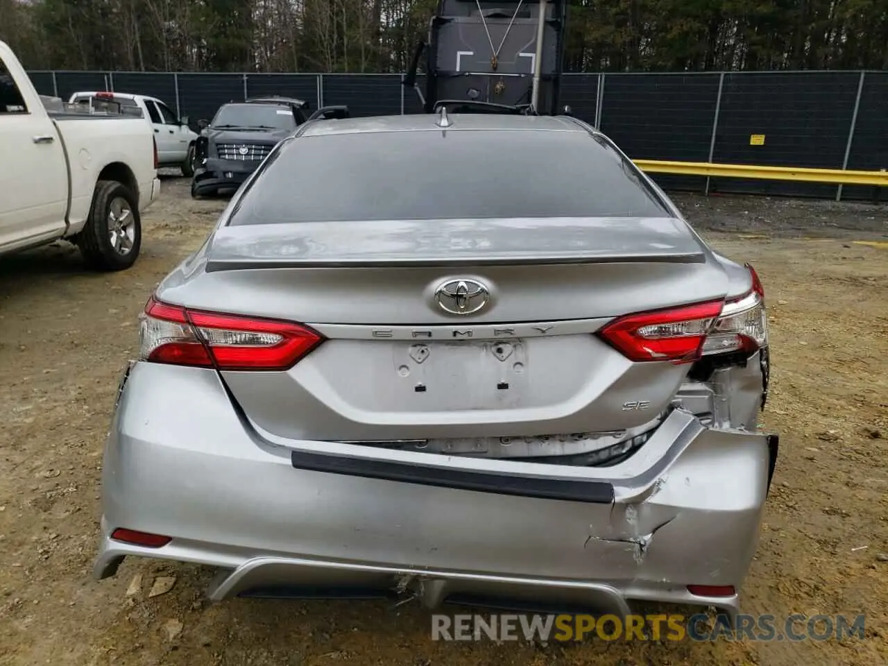 6 fotografías del automóvil dañado 4T1B11HK7KU722106 TOYOTA CAMRY 2019