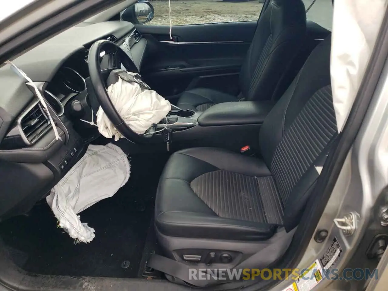 7 fotografías del automóvil dañado 4T1B11HK7KU722106 TOYOTA CAMRY 2019