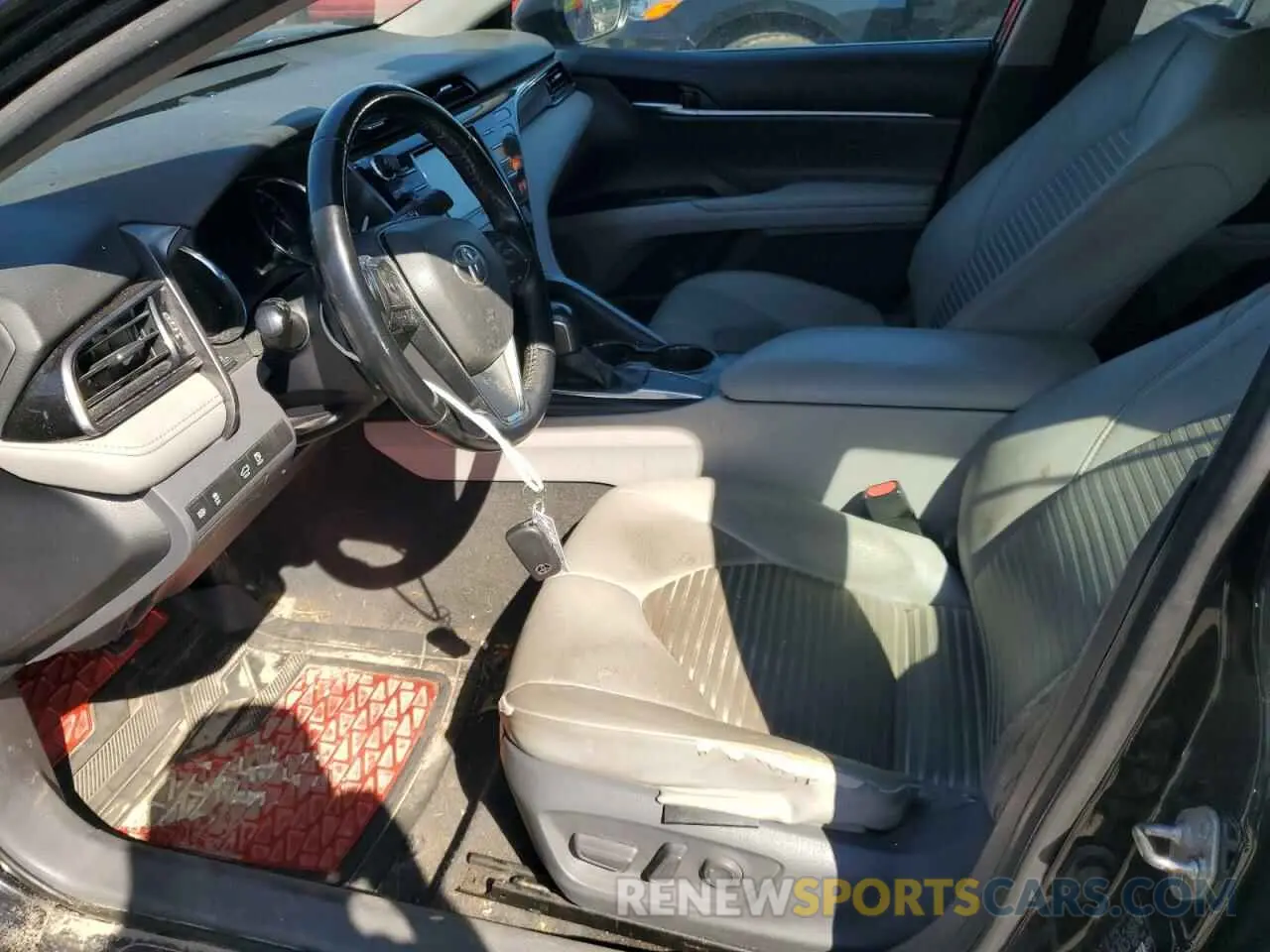 7 fotografías del automóvil dañado 4T1B11HK7KU722560 TOYOTA CAMRY 2019
