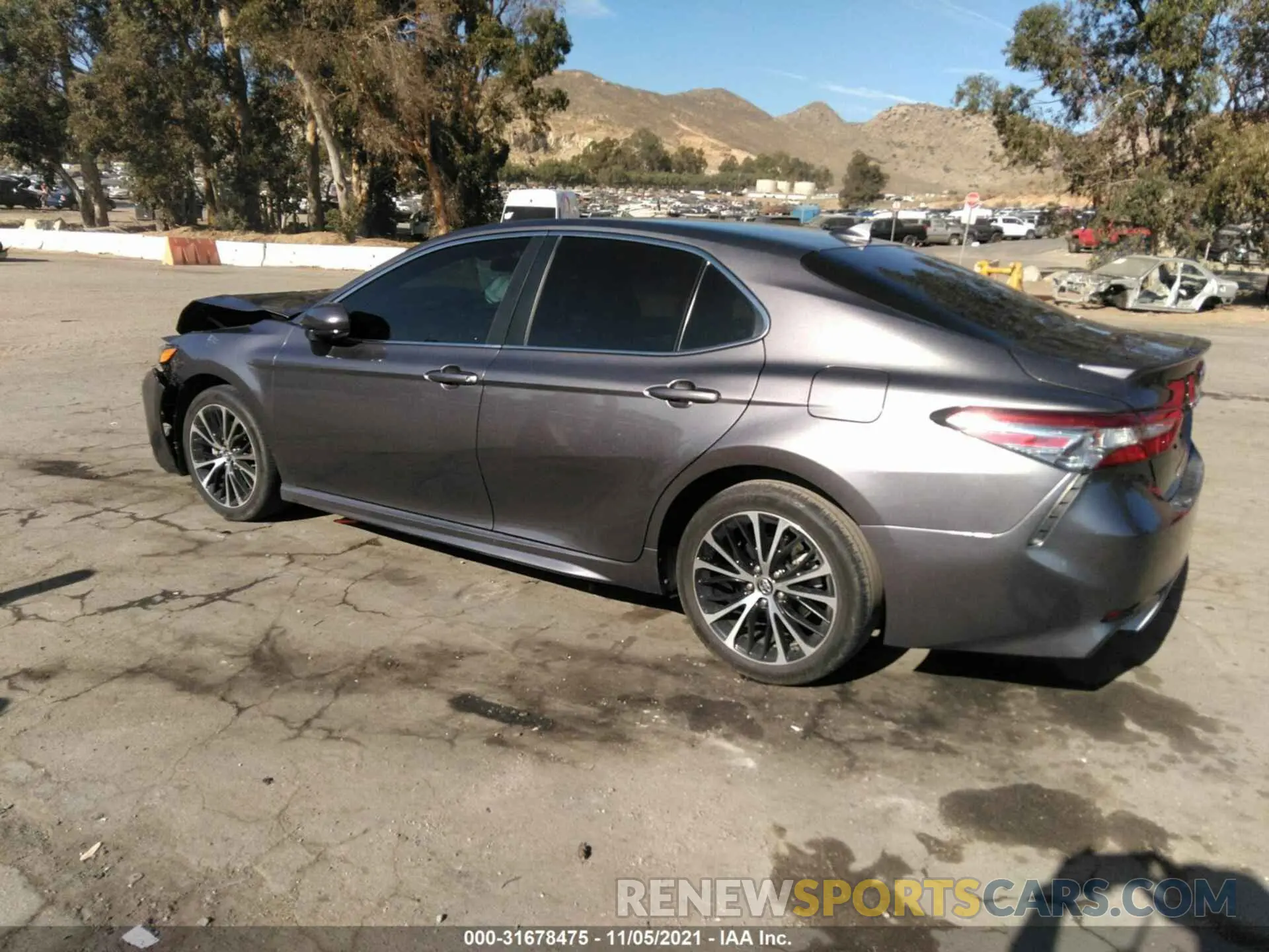 3 fotografías del automóvil dañado 4T1B11HK7KU725765 TOYOTA CAMRY 2019