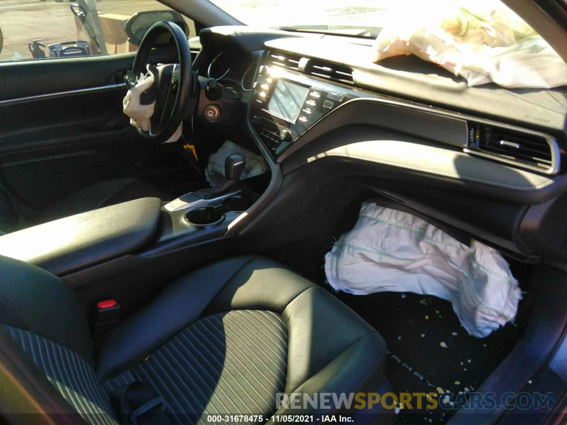 5 fotografías del automóvil dañado 4T1B11HK7KU725765 TOYOTA CAMRY 2019