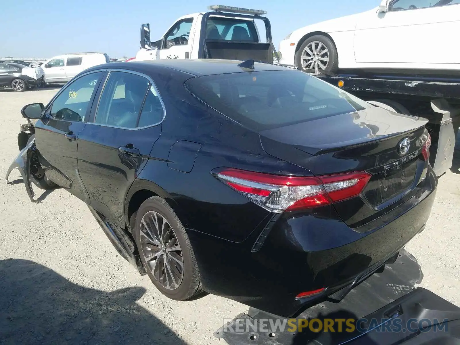 3 fotografías del automóvil dañado 4T1B11HK7KU728245 TOYOTA CAMRY 2019