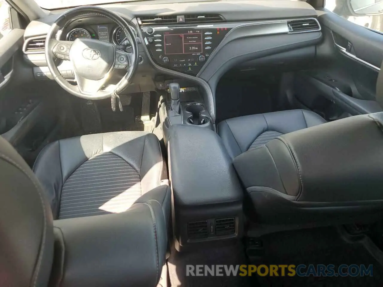 8 fotografías del automóvil dañado 4T1B11HK7KU728648 TOYOTA CAMRY 2019