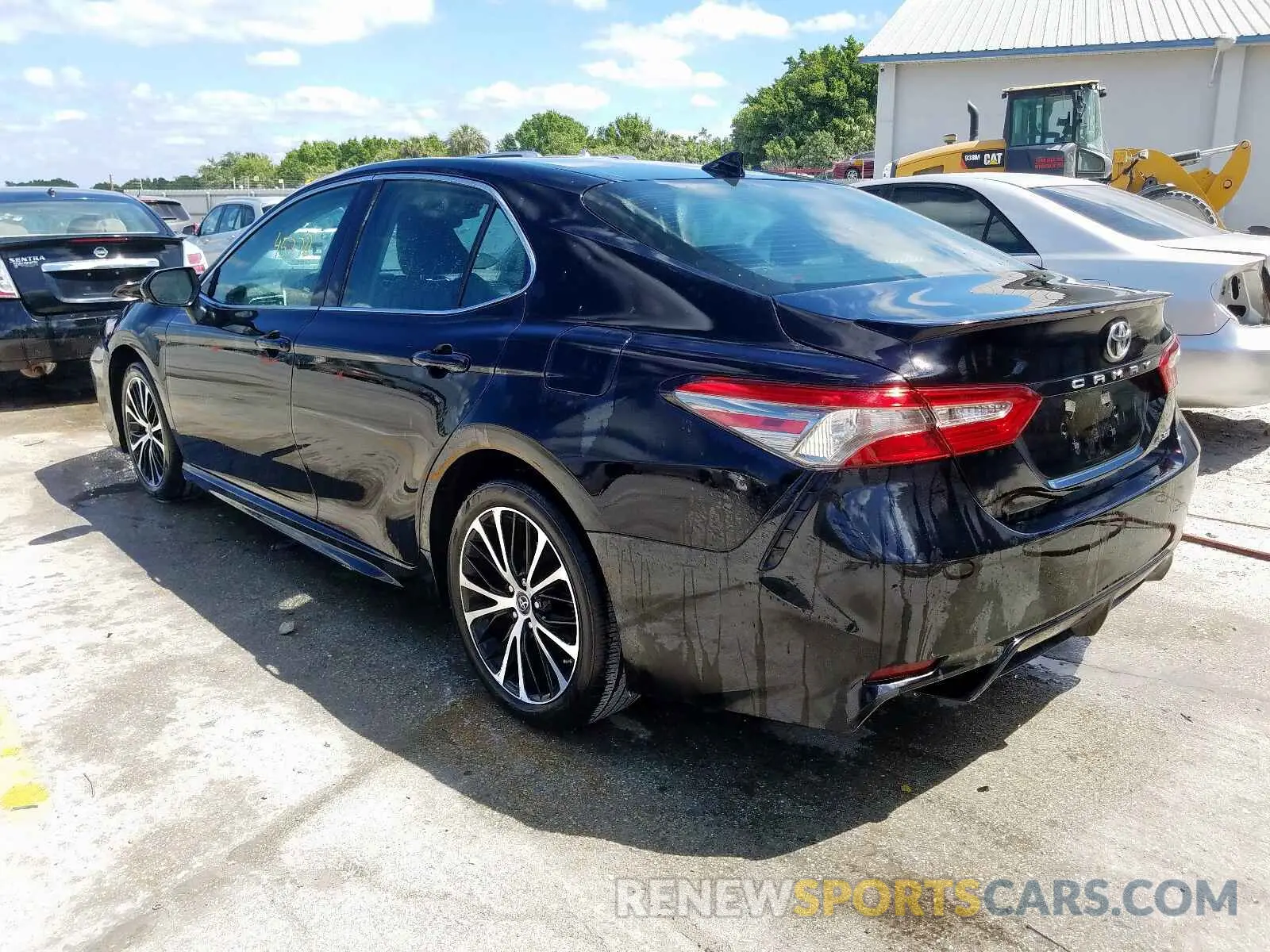 3 fotografías del automóvil dañado 4T1B11HK7KU730304 TOYOTA CAMRY 2019
