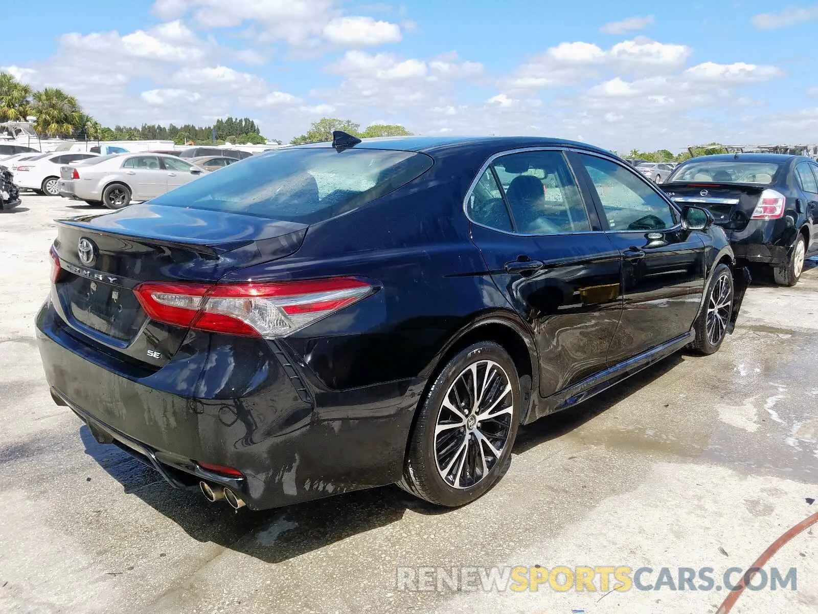 4 fotografías del automóvil dañado 4T1B11HK7KU730304 TOYOTA CAMRY 2019