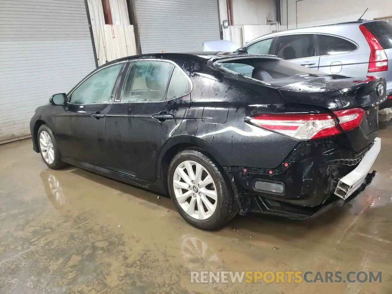 2 fotografías del automóvil dañado 4T1B11HK7KU744297 TOYOTA CAMRY 2019