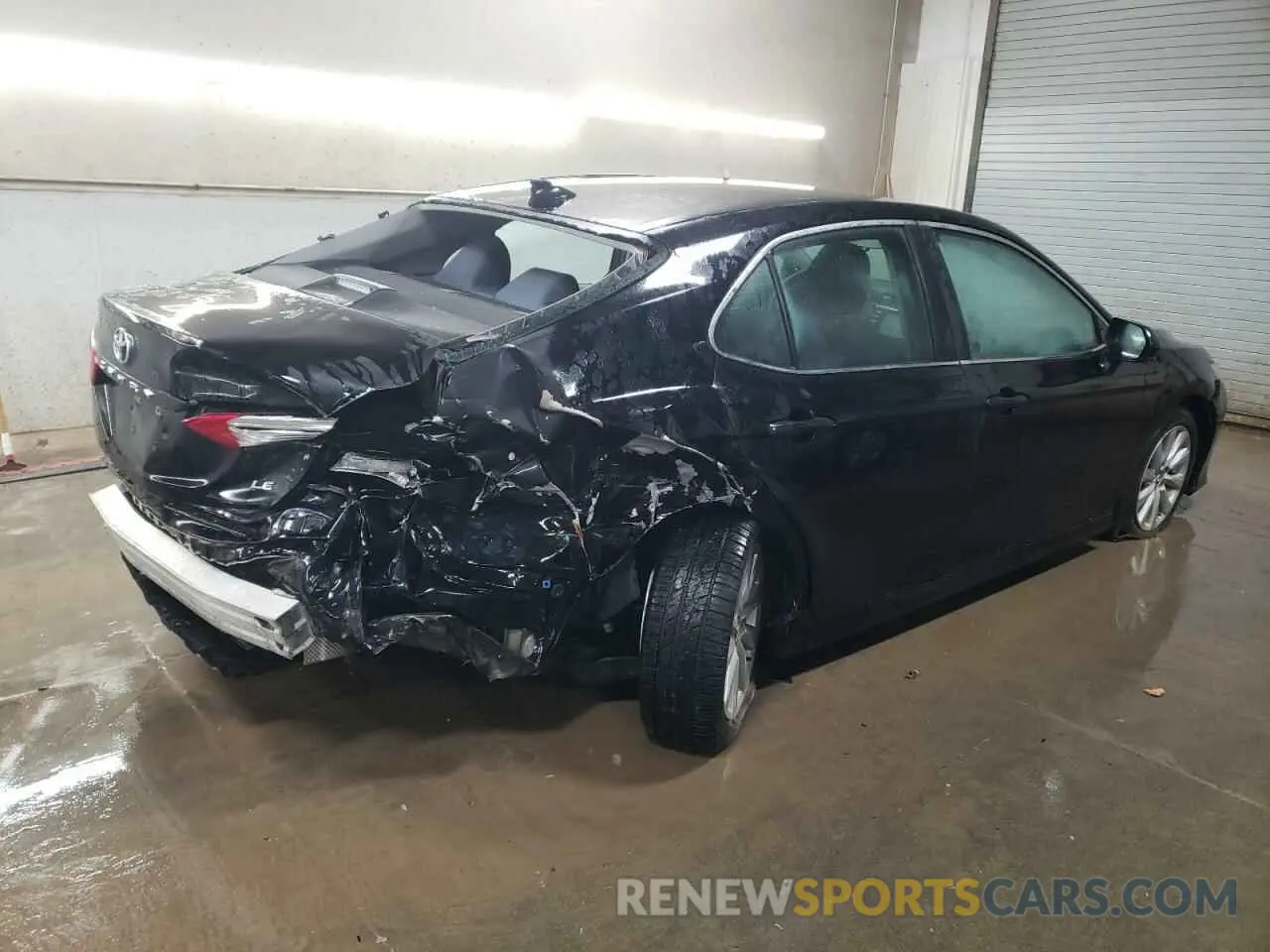 3 fotografías del automóvil dañado 4T1B11HK7KU744297 TOYOTA CAMRY 2019