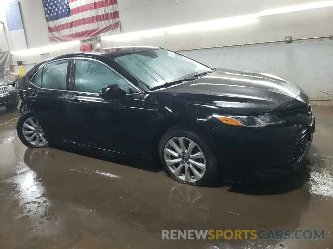 4 fotografías del automóvil dañado 4T1B11HK7KU744297 TOYOTA CAMRY 2019
