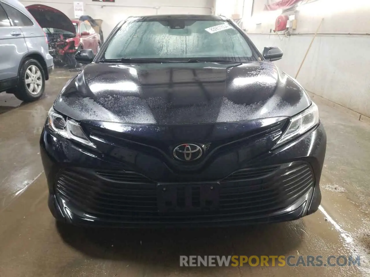5 fotografías del automóvil dañado 4T1B11HK7KU744297 TOYOTA CAMRY 2019