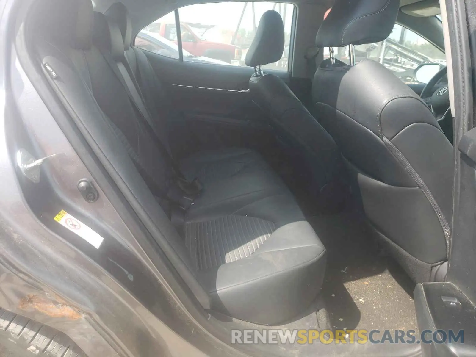 6 fotografías del automóvil dañado 4T1B11HK7KU773945 TOYOTA CAMRY 2019