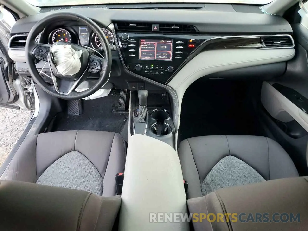 8 fotografías del automóvil dañado 4T1B11HK7KU781723 TOYOTA CAMRY 2019