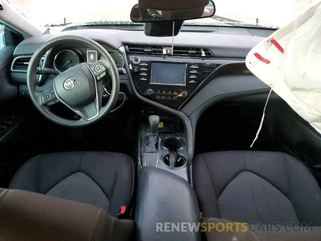8 fotografías del automóvil dañado 4T1B11HK7KU782340 TOYOTA CAMRY 2019