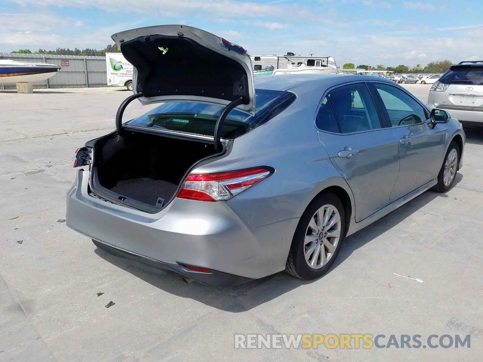4 fotografías del automóvil dañado 4T1B11HK7KU793404 TOYOTA CAMRY 2019