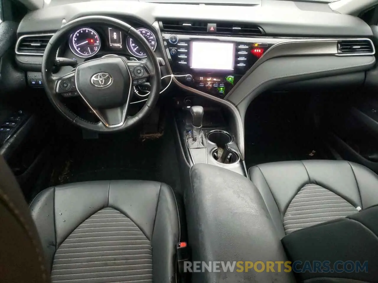 8 fotografías del automóvil dañado 4T1B11HK7KU822352 TOYOTA CAMRY 2019