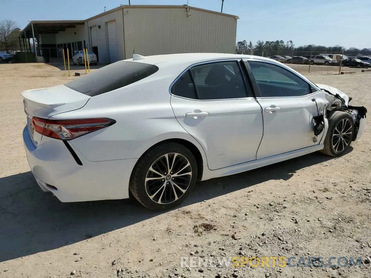 3 fotografías del automóvil dañado 4T1B11HK7KU836980 TOYOTA CAMRY 2019