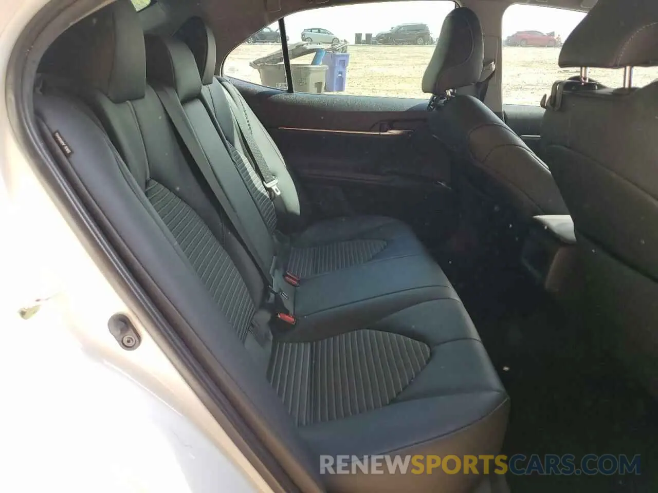 11 fotografías del automóvil dañado 4T1B11HK7KU837918 TOYOTA CAMRY 2019