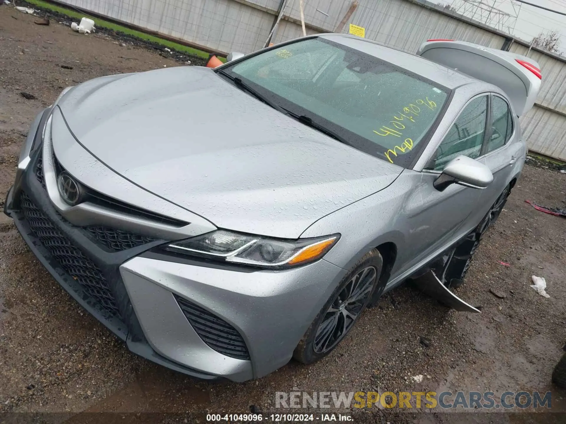 2 fotografías del automóvil dañado 4T1B11HK7KU852693 TOYOTA CAMRY 2019