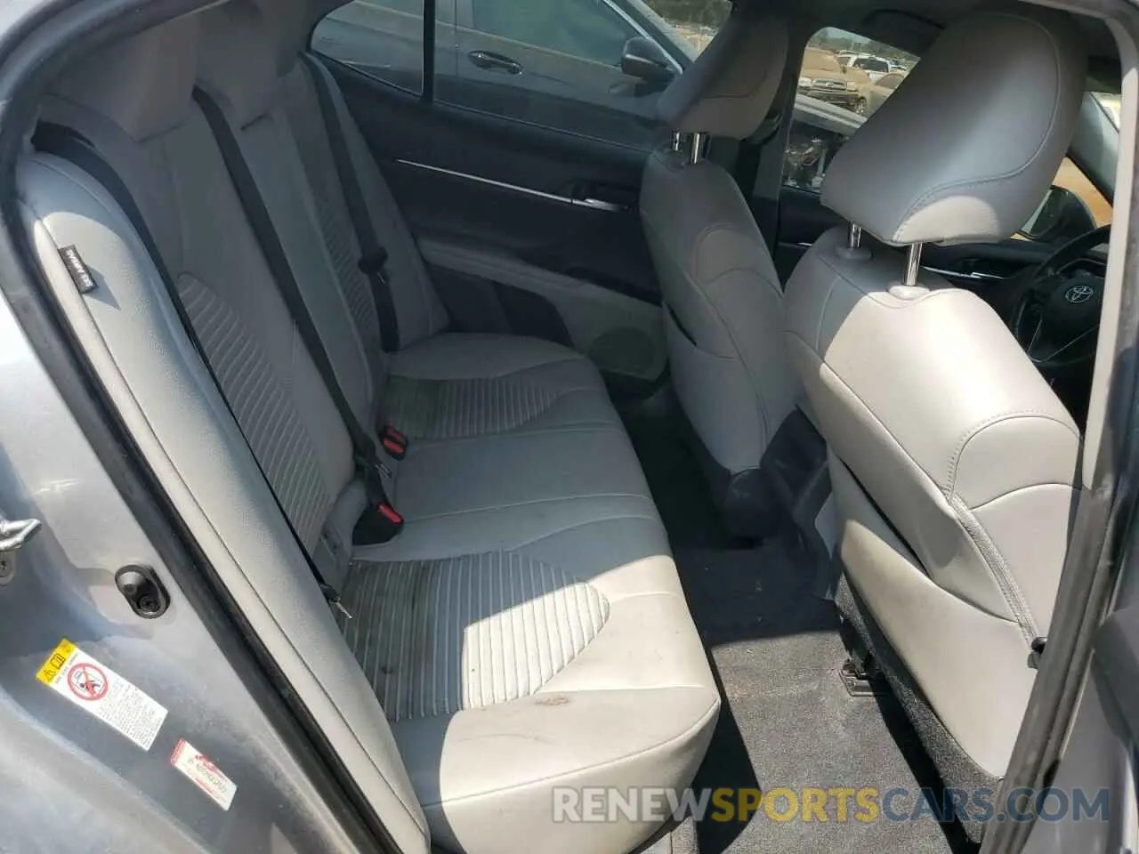 10 fotografías del automóvil dañado 4T1B11HK8KU160314 TOYOTA CAMRY 2019