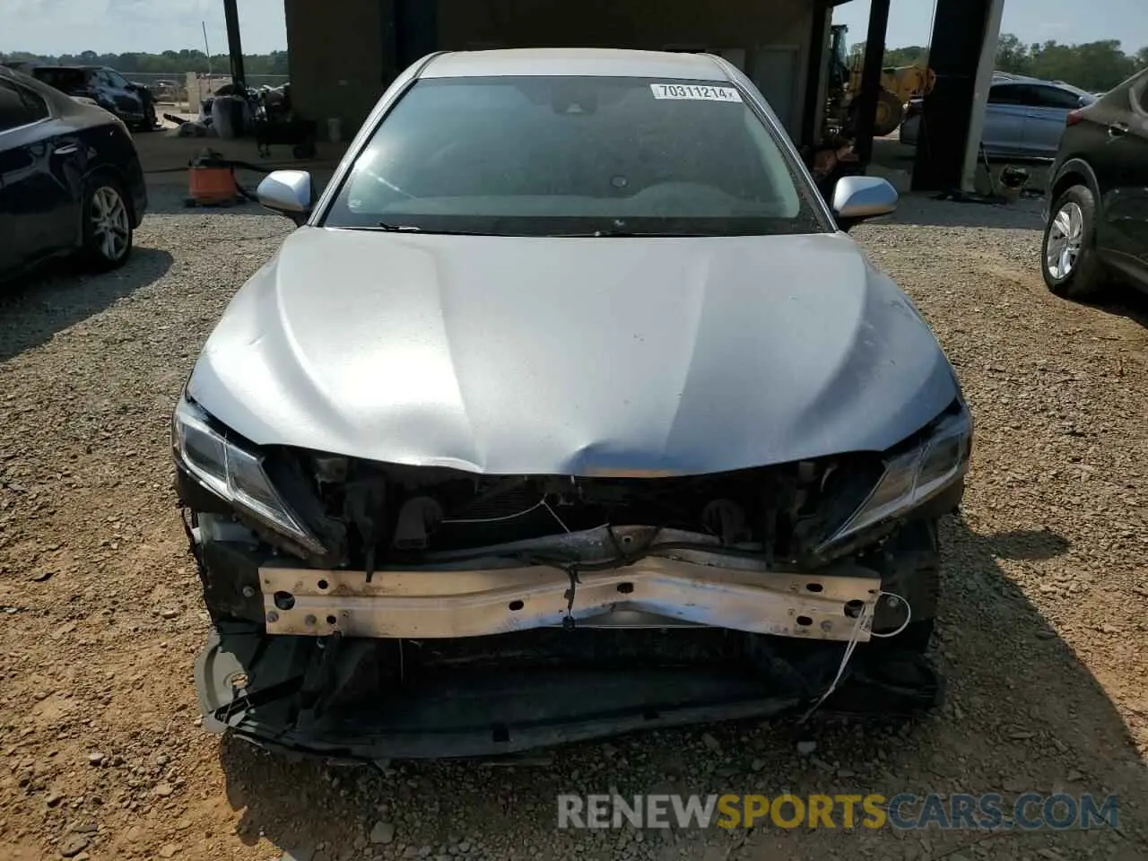 5 fotografías del automóvil dañado 4T1B11HK8KU160314 TOYOTA CAMRY 2019