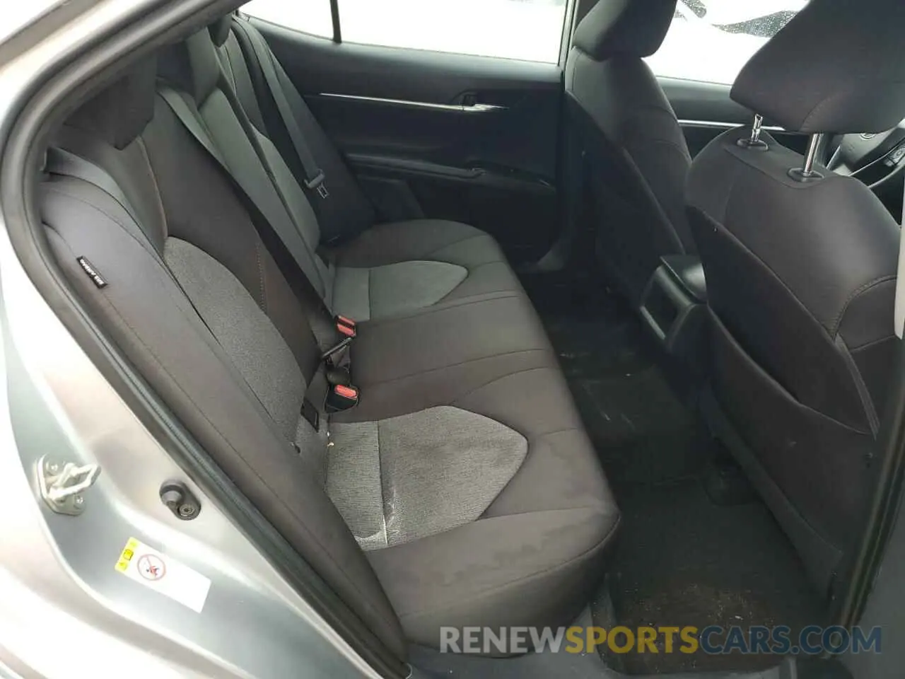 10 fotografías del automóvil dañado 4T1B11HK8KU167912 TOYOTA CAMRY 2019