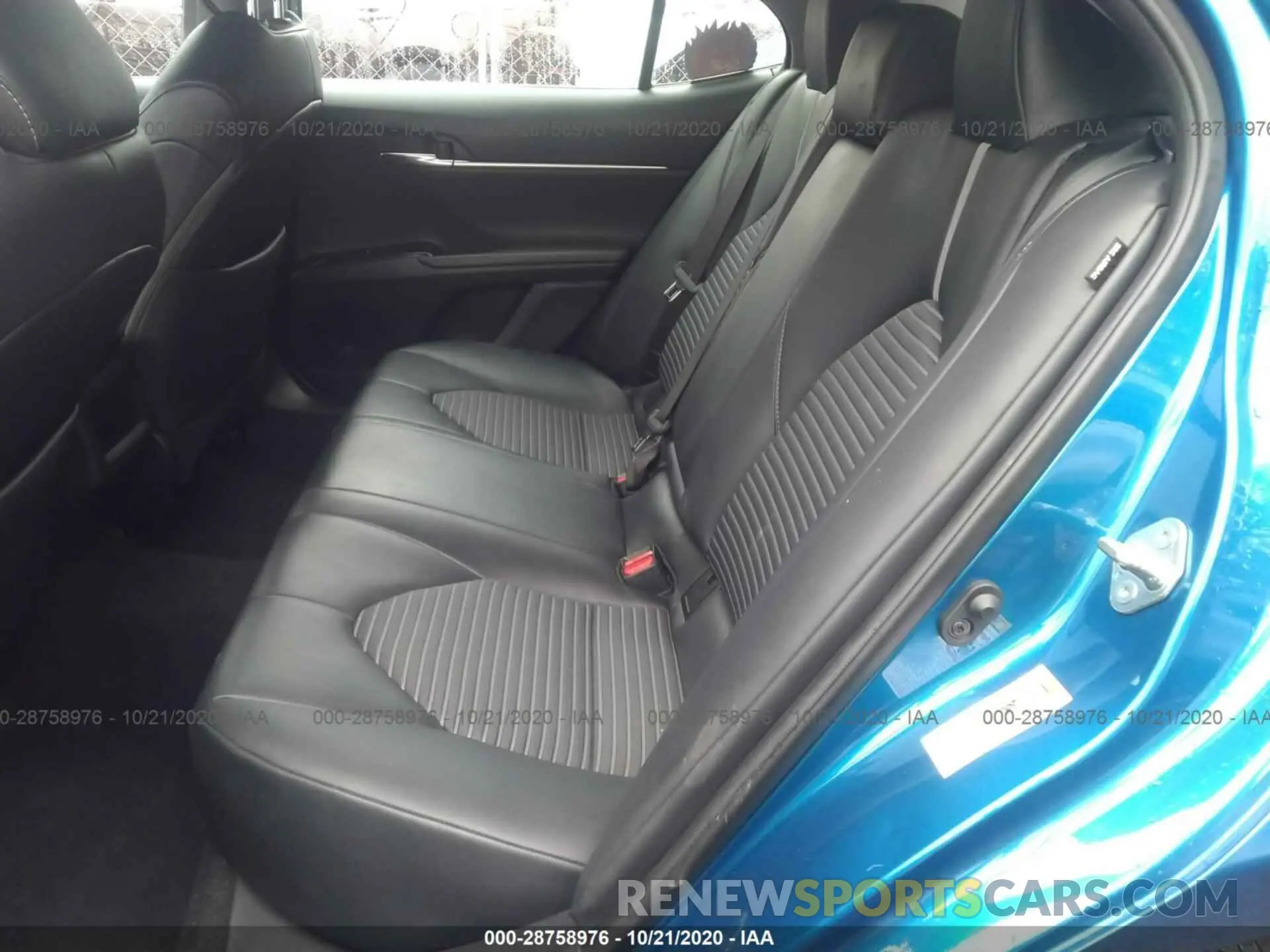 8 fotografías del automóvil dañado 4T1B11HK8KU168462 TOYOTA CAMRY 2019