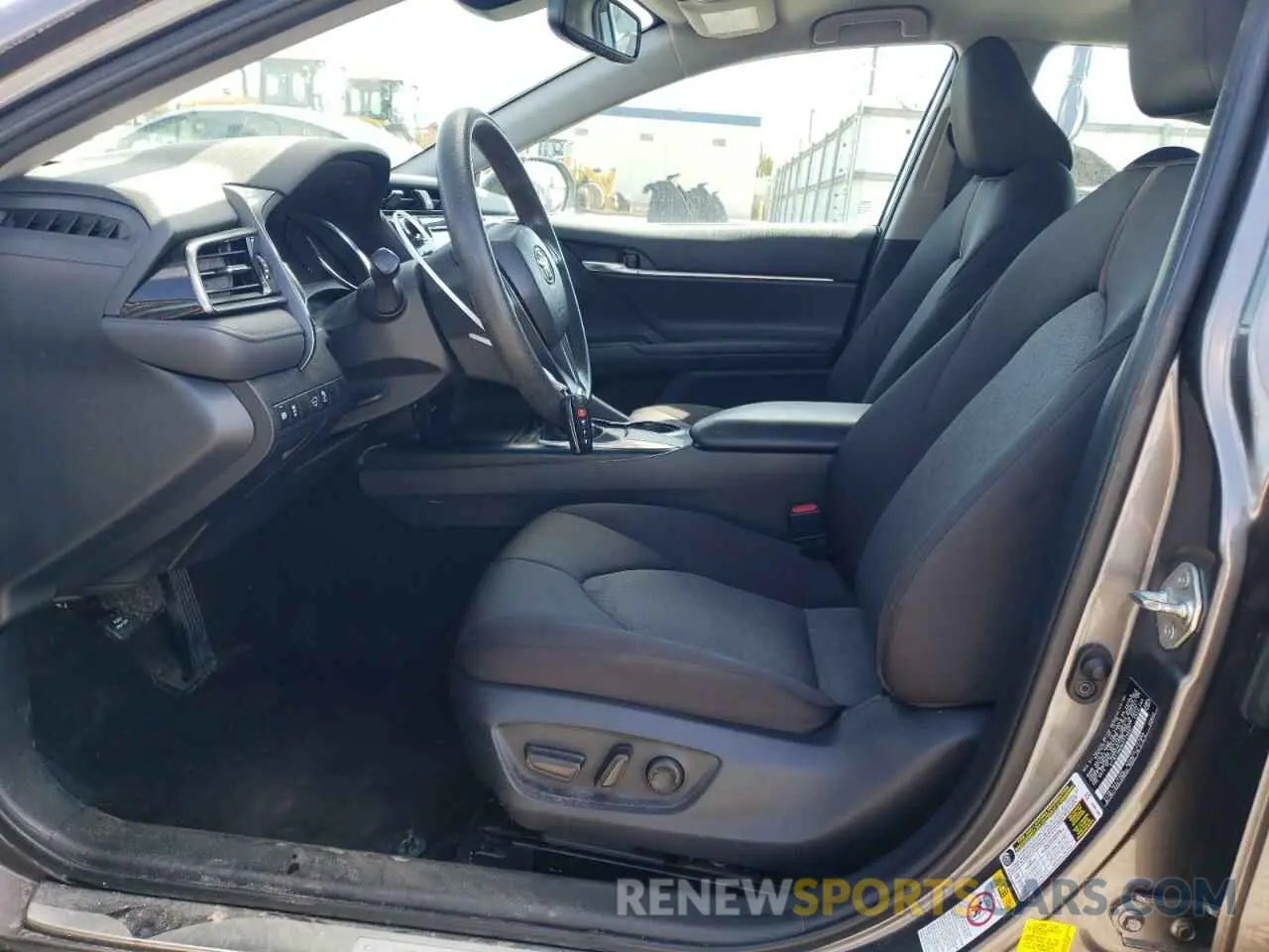 7 fotografías del automóvil dañado 4T1B11HK8KU179087 TOYOTA CAMRY 2019