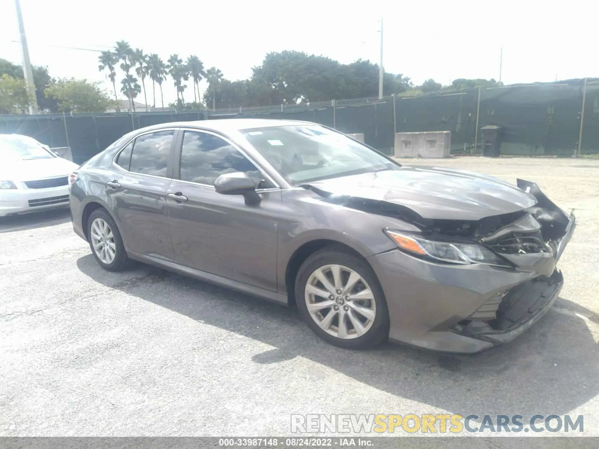 1 fotografías del automóvil dañado 4T1B11HK8KU181258 TOYOTA CAMRY 2019